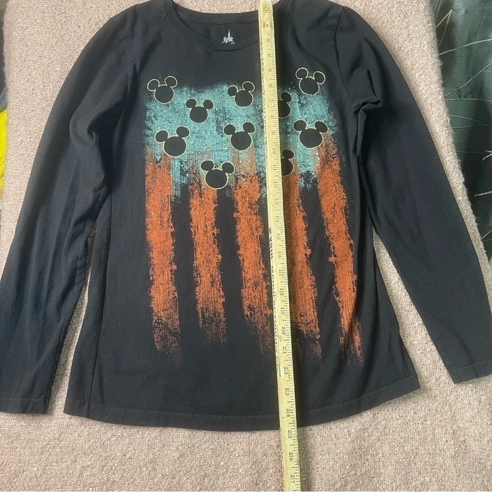 Authentic Disney Parks Womans XL Glitter Mickey Long Sleeve Black Tee Fitted